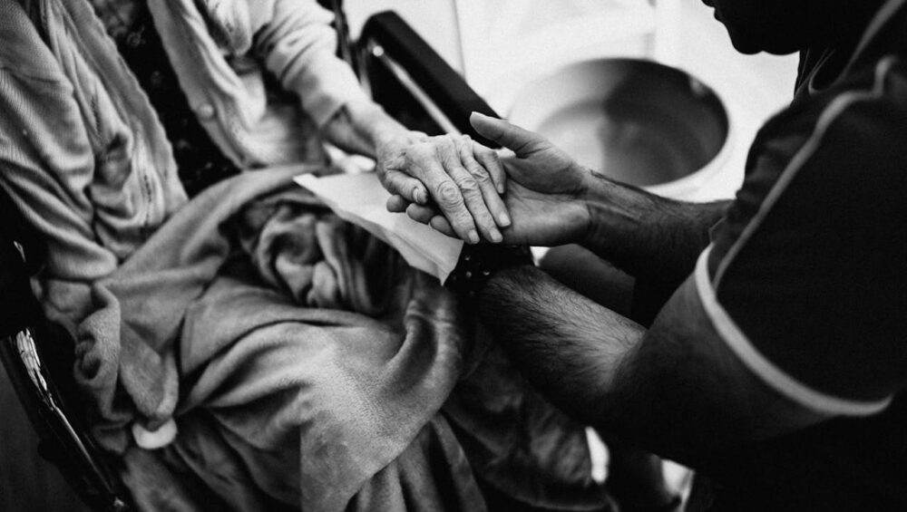hospice care aides